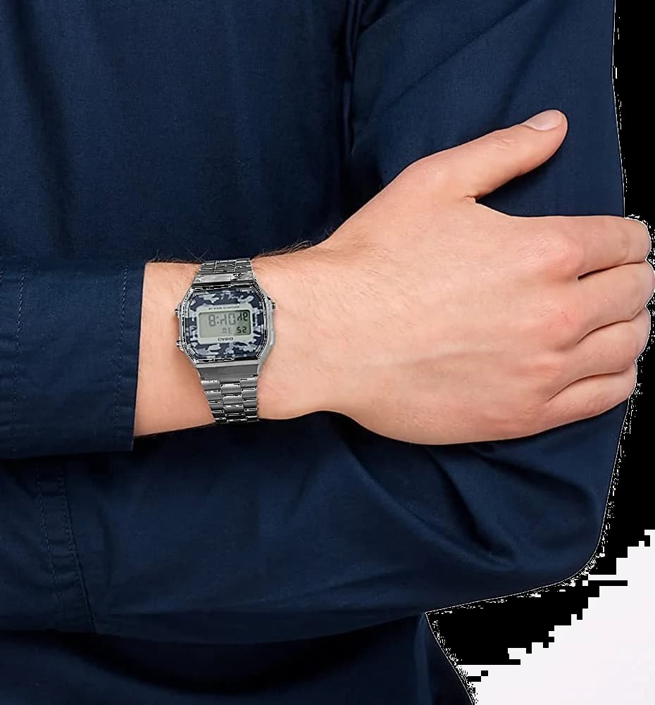 Montre Casio A168WEC-1EF Cadran Camouflage Gris et Bracelet Acier vue 4