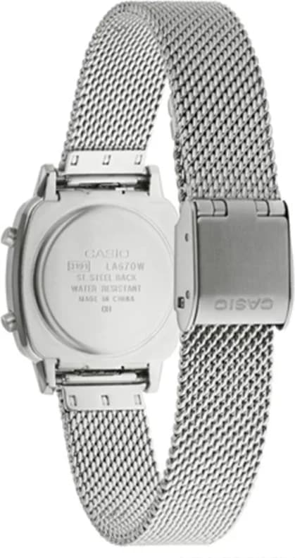 Montre Casio LA670WEM-7EF femme vue de profil
