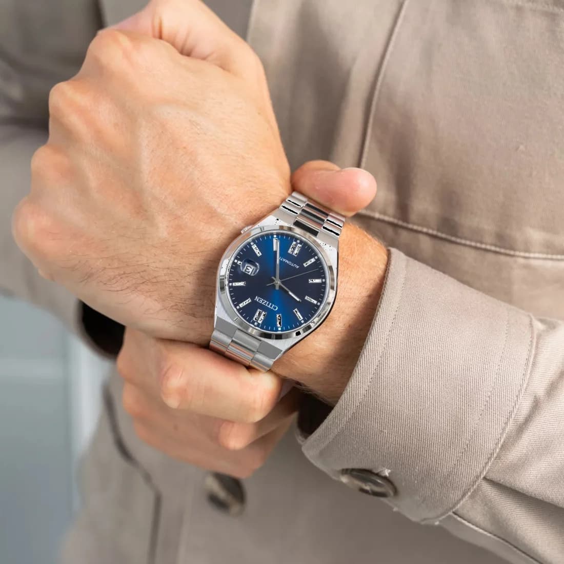Montre Citizen NJ0150-81L homme verso boîtier