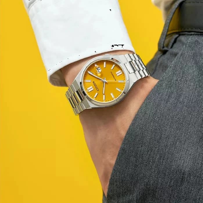 Montre Citizen NJ0150-81Z homme détail bracelet acier inoxydable