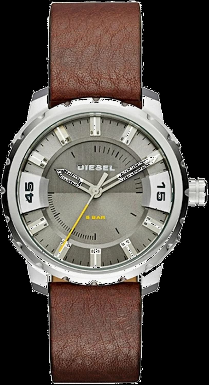 Montre Diesel DZ1724 au cadran marron soleillé, aiguilles luminescentes et boîtier chrono imposant