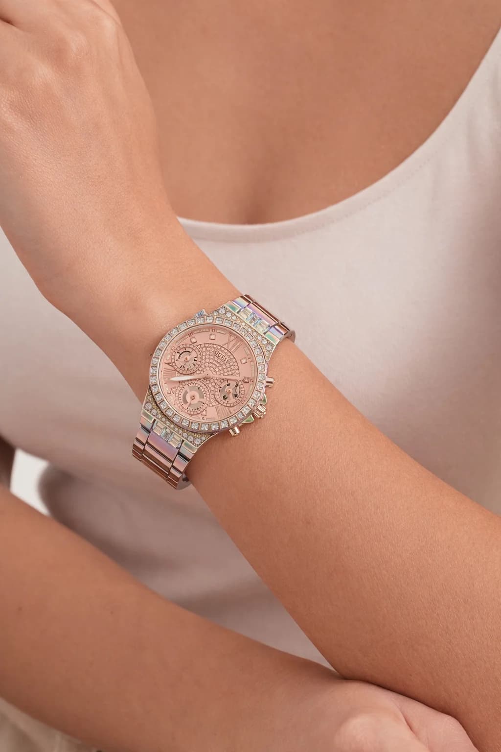 Montre Guess GW0320L4 femme verso boîtier bicolore