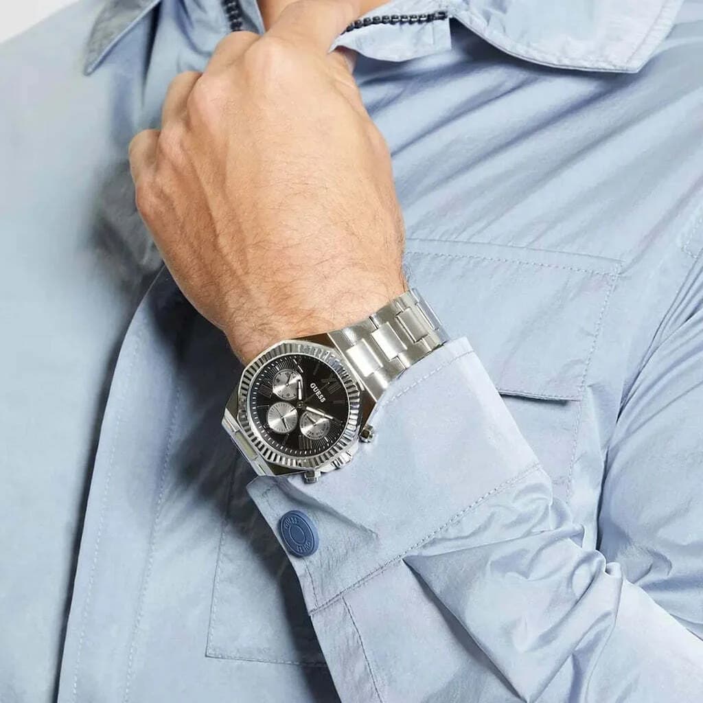 Montre Guess GW0703G1 homme détail bracelet acier inoxydable