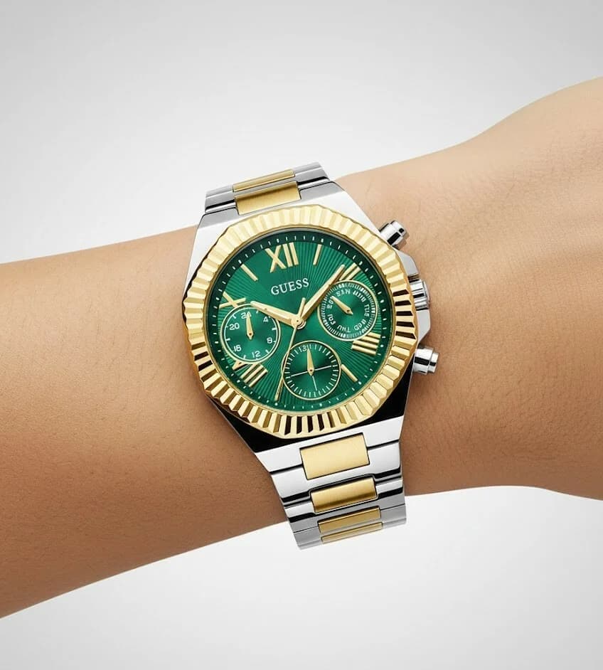 Montre Guess GW0769L4 femme détail bracelet acier inoxydable