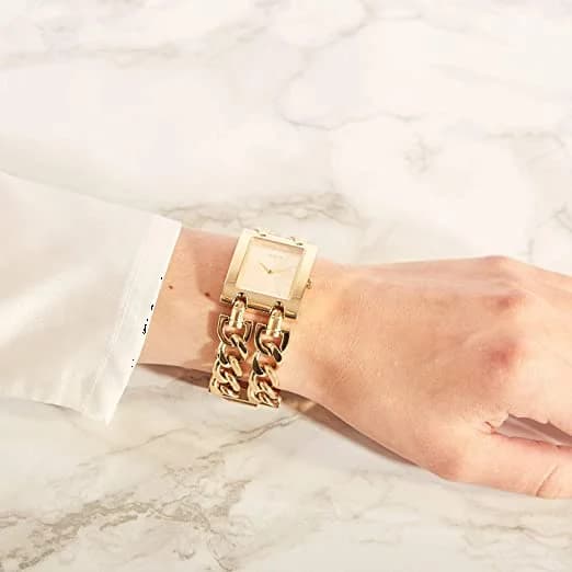 Montre Femme Guess Heavy Metal W1117L3 bracelet chaine doré or rose vue 4