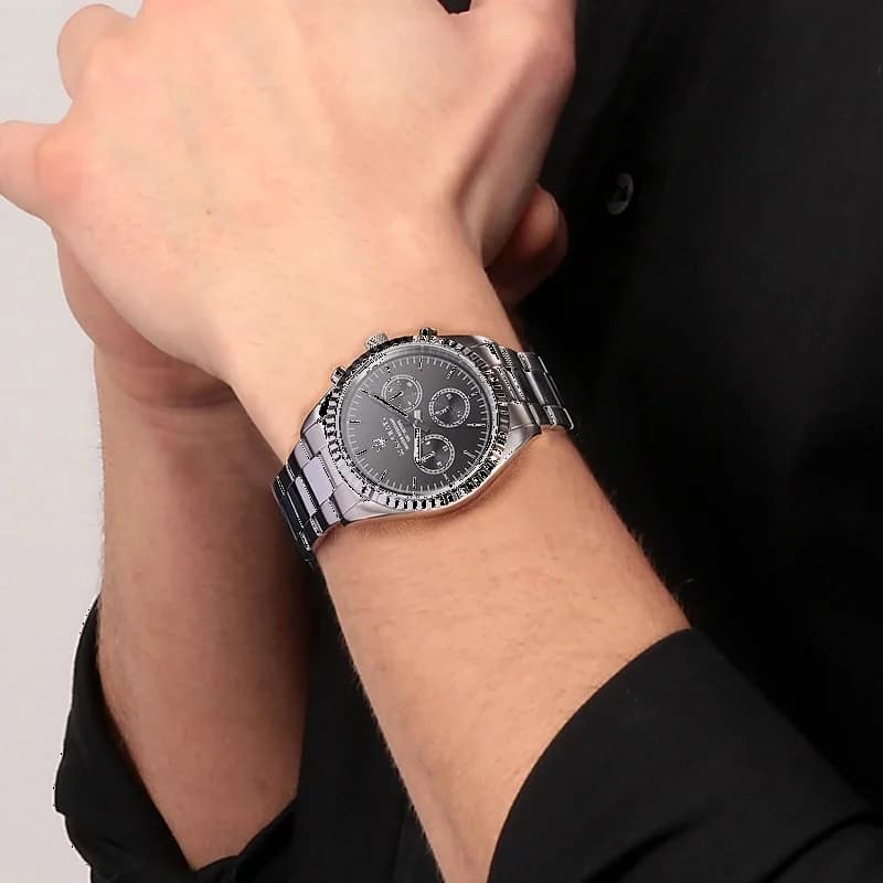 Montre Maserati R8853100023 boîtier acier argent 10mm épaisseur verso