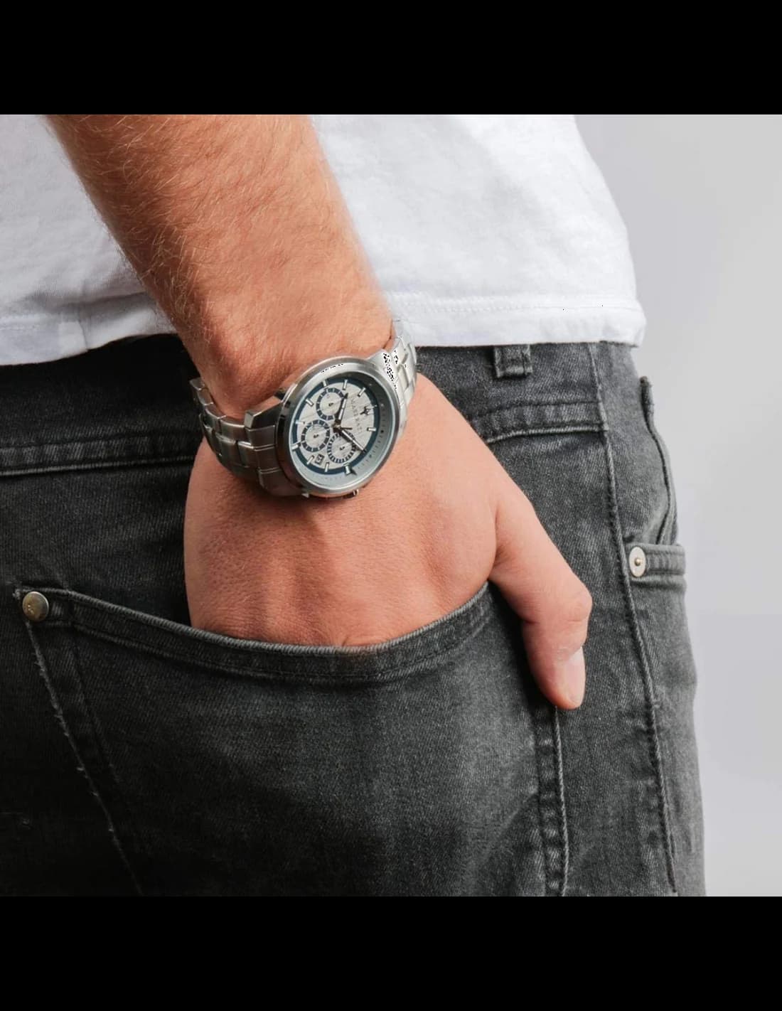 Montre homme Maserati Successo R8873621006 cadran gris vue 3