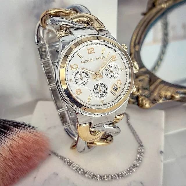 Montre Michael Kors MK3199 femme détail cadran argent