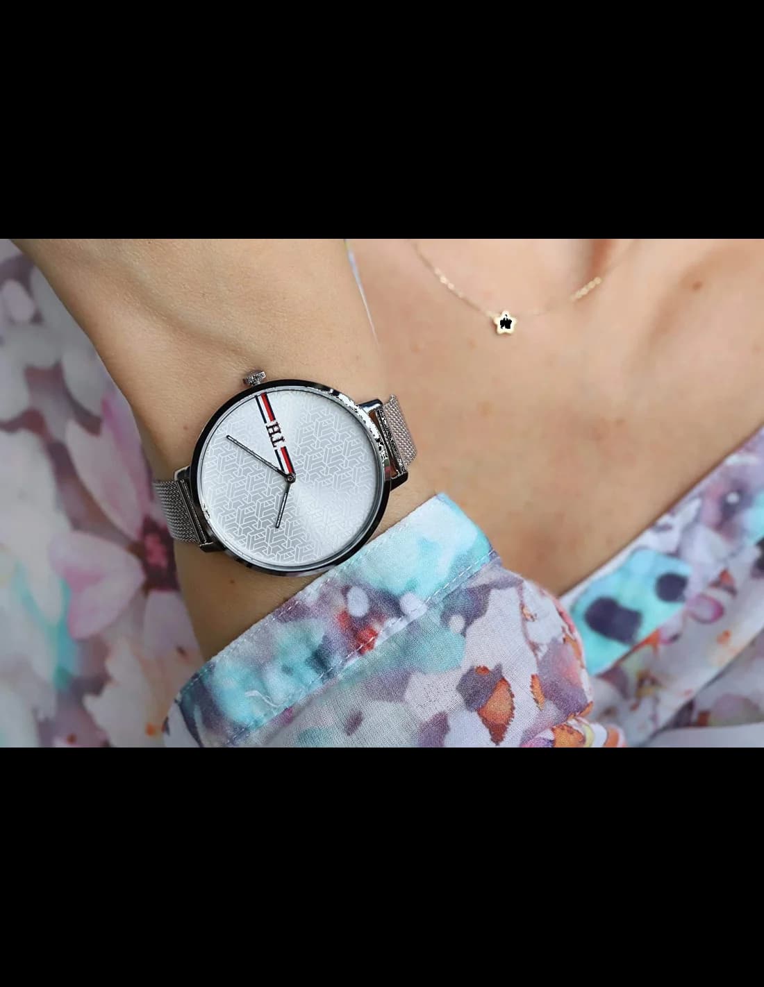 Montre Femme Tommy Hilfiger Alexa 1782157 maille milanaise argent vue 3