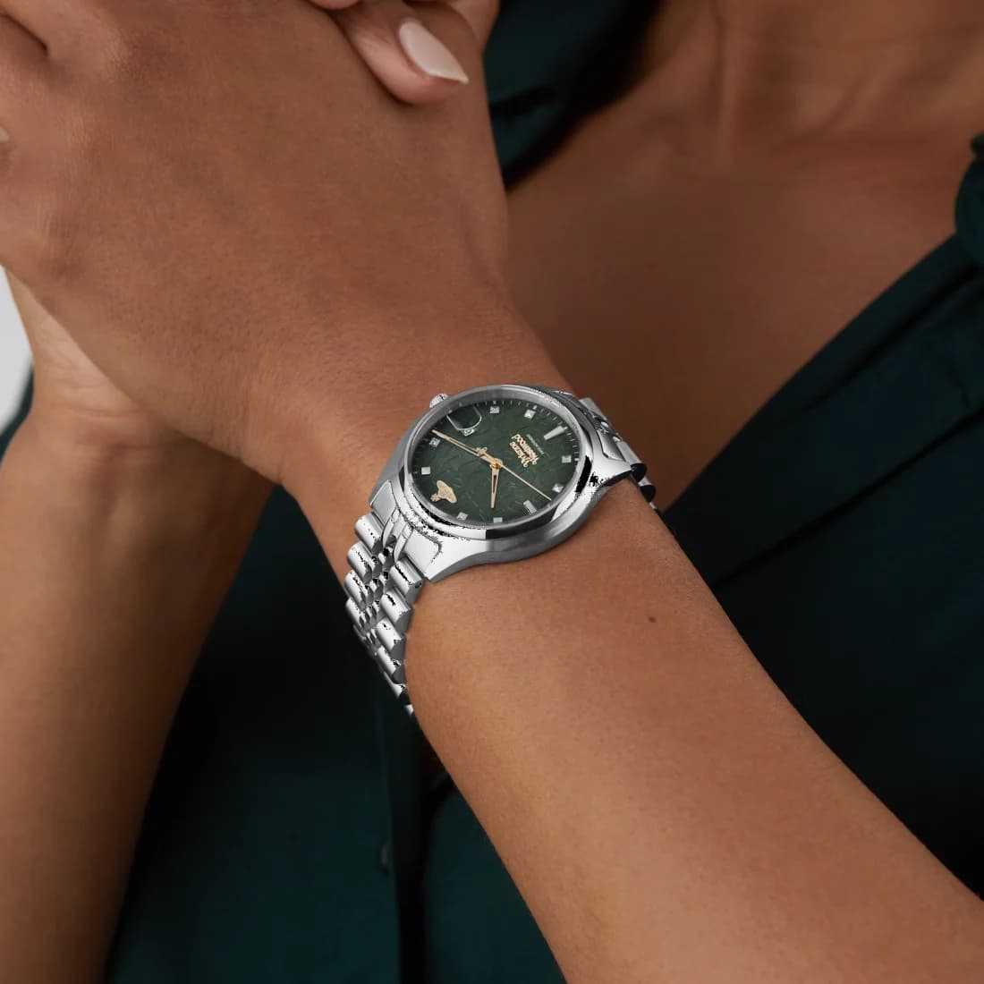 Montre Vivienne Westwood VV261GRSL femme détail bracelet acier inoxydable